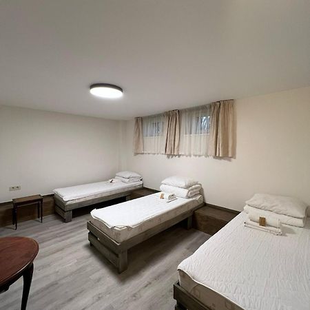 Kubu Ground Floor Rooms Kłajpeda Zewnętrze zdjęcie