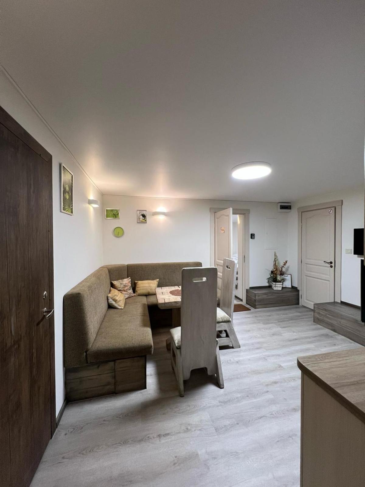 Kubu Ground Floor Rooms Kłajpeda Zewnętrze zdjęcie